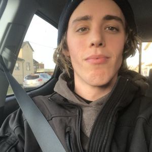 Meet your Posher, Evan